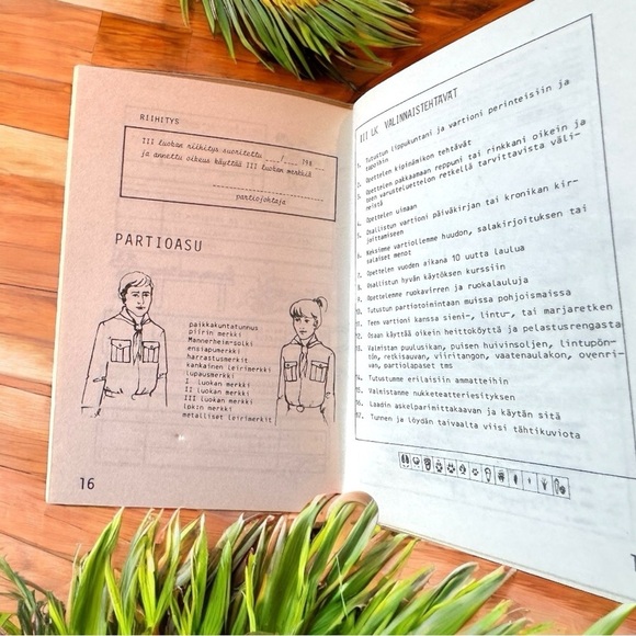 VINTAGE Finnish Scout Achievement Book | PARTIOLAISEN SUORITUSKIRJA - Retro - Picture 3 of 8